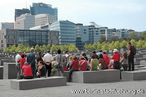 Walking tour Berlin at the Holocaust Memorial