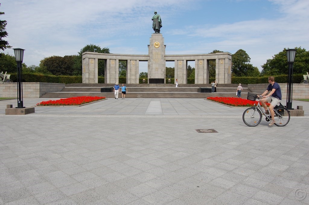 Sowjetisches Ehrenmal Tiergarten Berlin