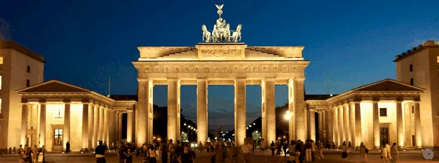 Berlin by Night Tour ❤️ Berlin by Night Tour