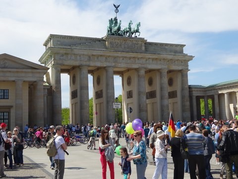 Brandenburg Gate Pariser Platz Berlin Tour