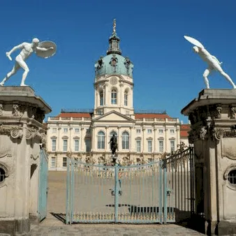 Large Berlin City Tour